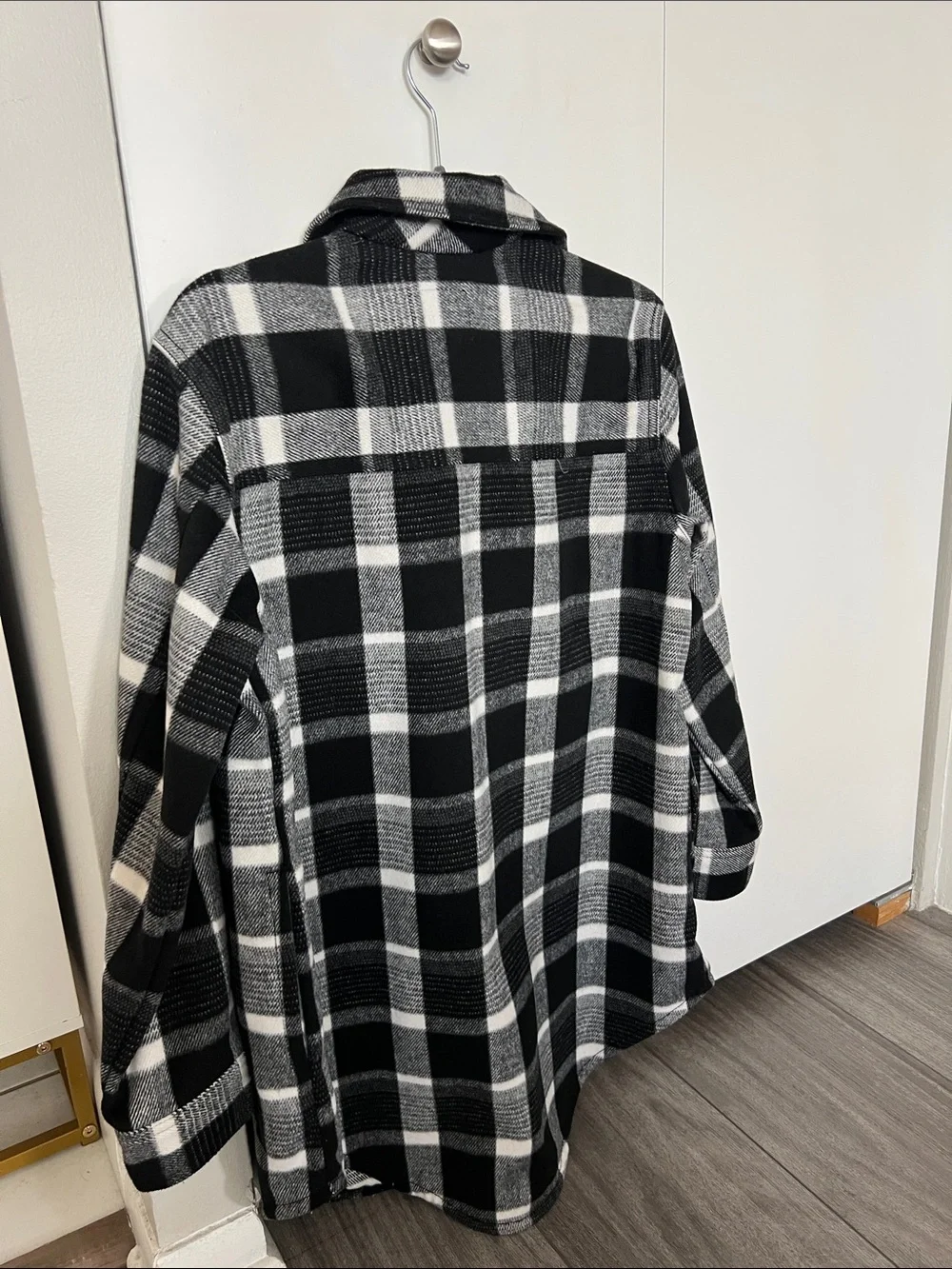 Old Navy Black & White Plaid Button-Down Shirt Jacket